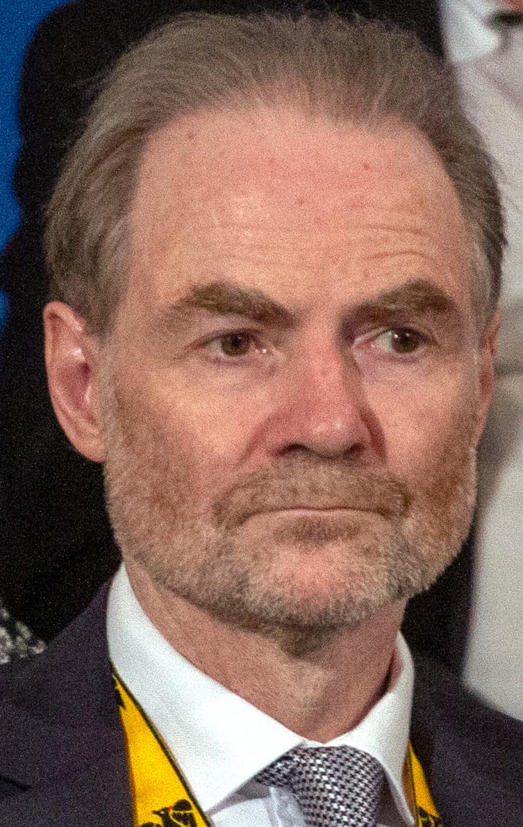 Timothy Garton Ash headshot
