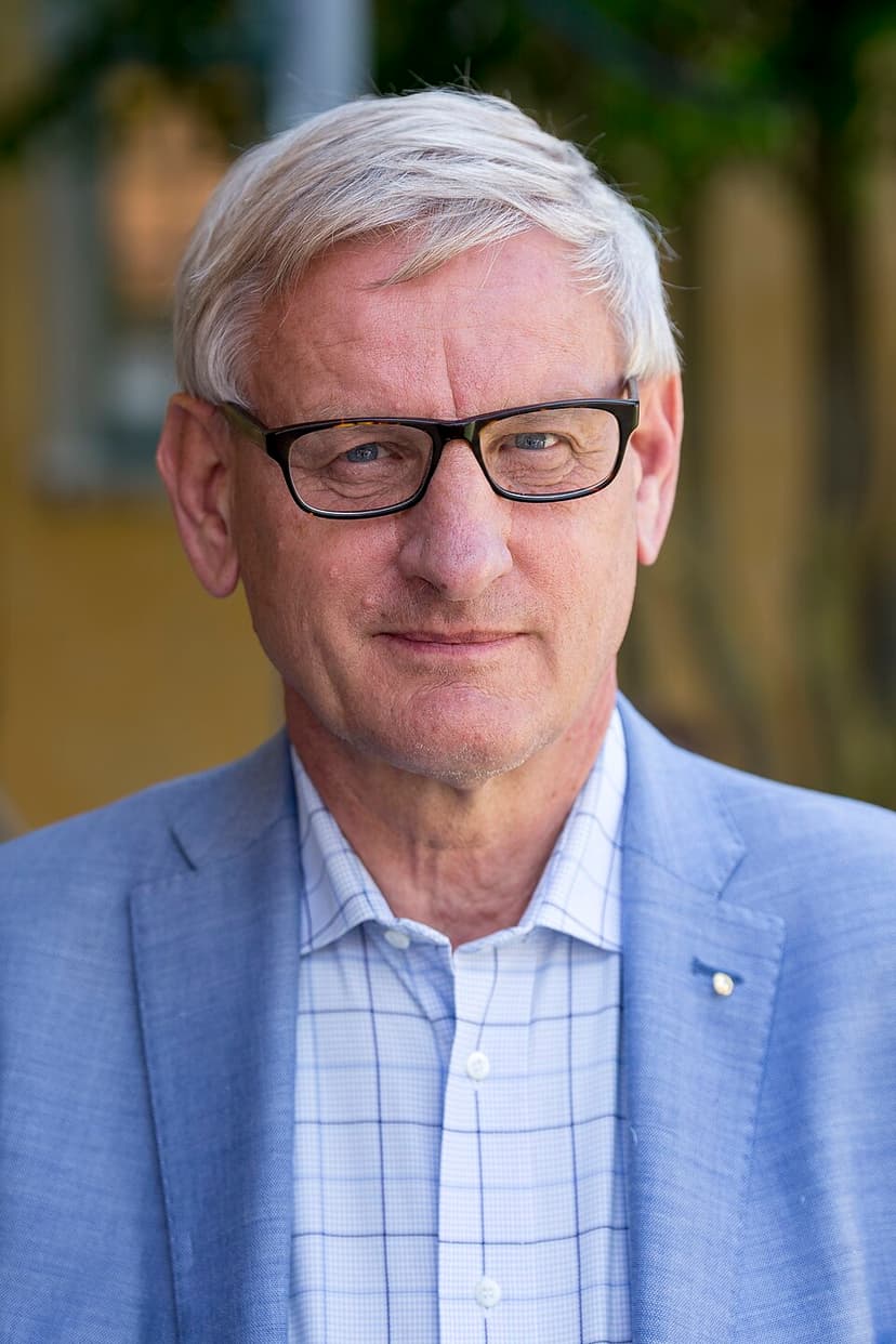 Carl Bildt headshot