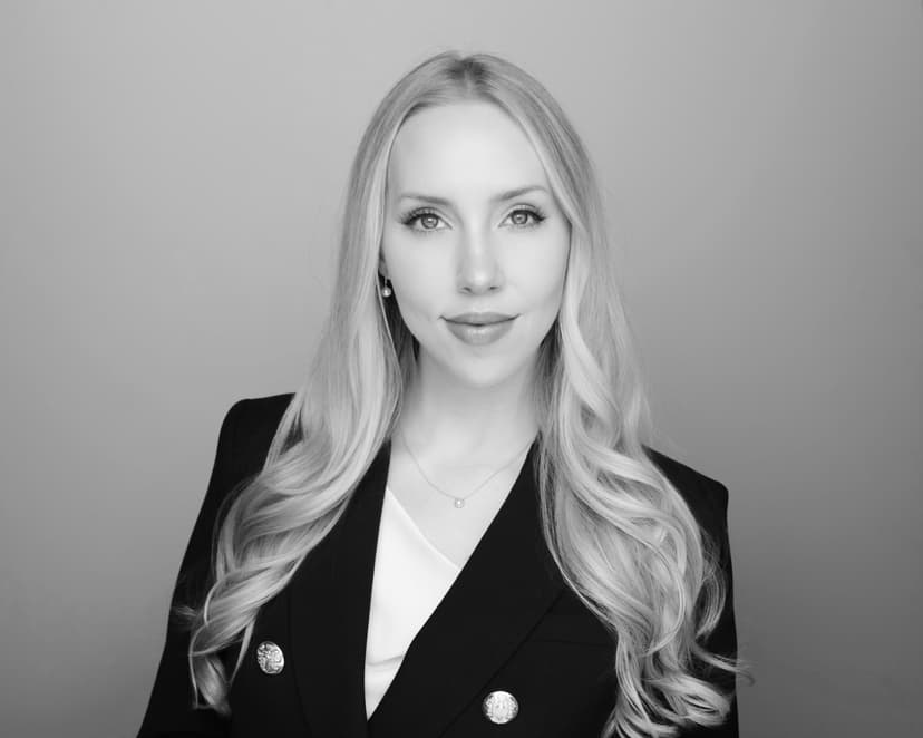 Olivia Mozdzierz headshot